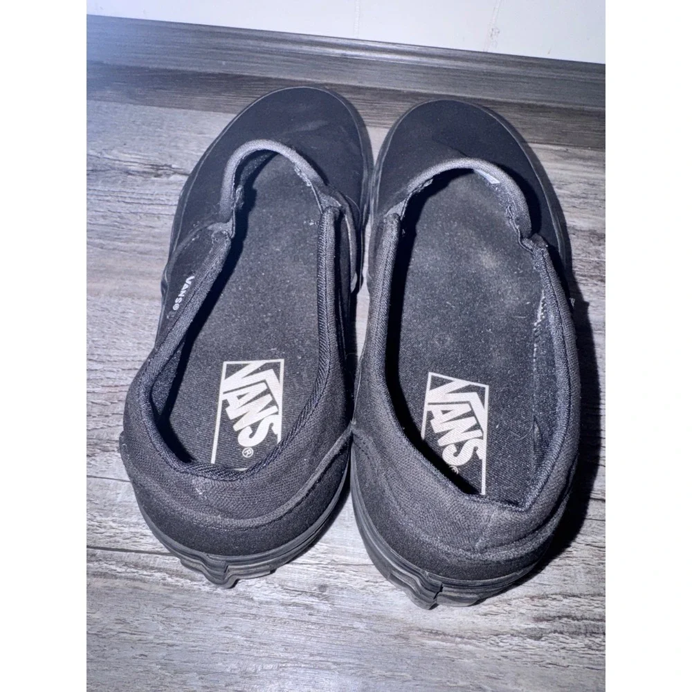 Vans Classic Slip-On Triple Black Canvas Sneakers Womens 9.5 Low Top Skate Shoes